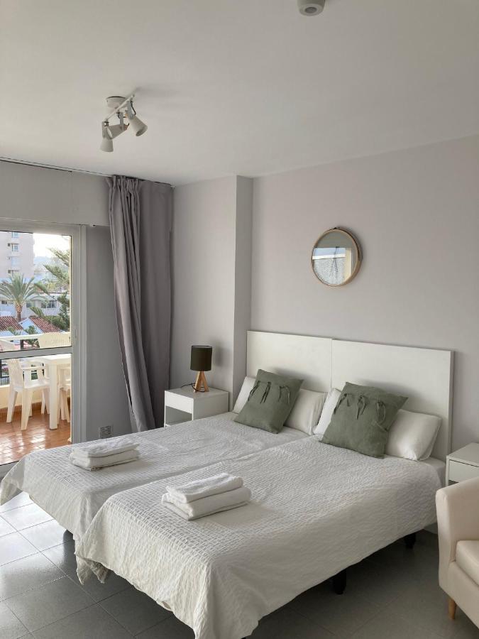 Carihuela Nucleo Cristal Apartment Torremolinos Exterior foto